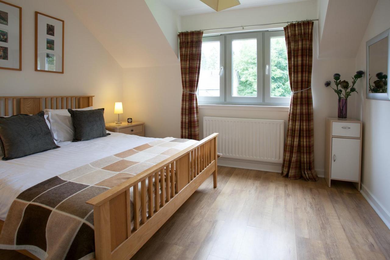 Loch Ness Abbey Cottages フォート・オーガスタス エクステリア 写真