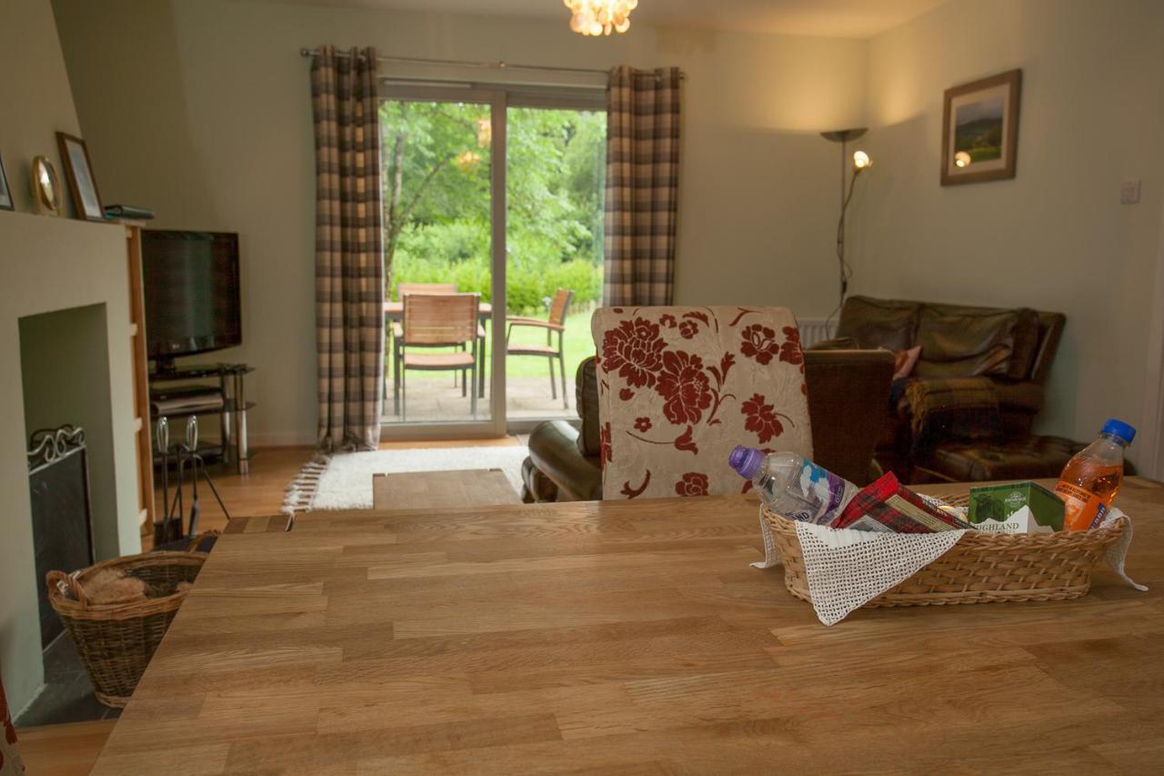 Loch Ness Abbey Cottages フォート・オーガスタス エクステリア 写真