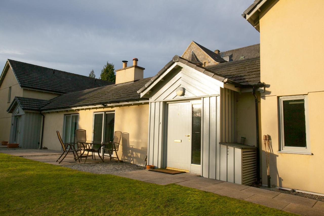 Loch Ness Abbey Cottages フォート・オーガスタス エクステリア 写真