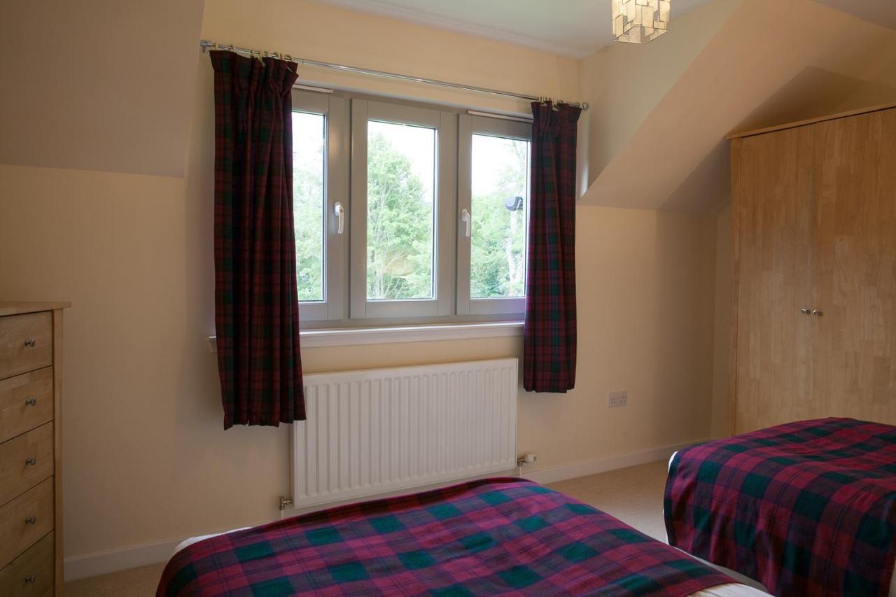 Loch Ness Abbey Cottages フォート・オーガスタス エクステリア 写真
